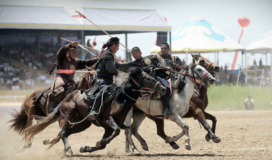 نادام مهرجان