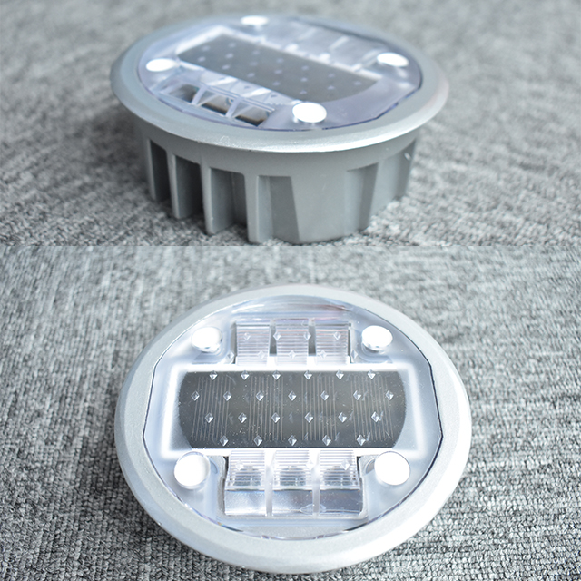 ترصيع الطريق الشمسية