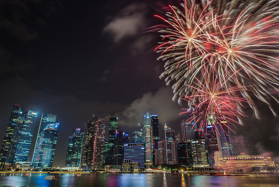 يوم وطني سعيد لشعب سنغافورة